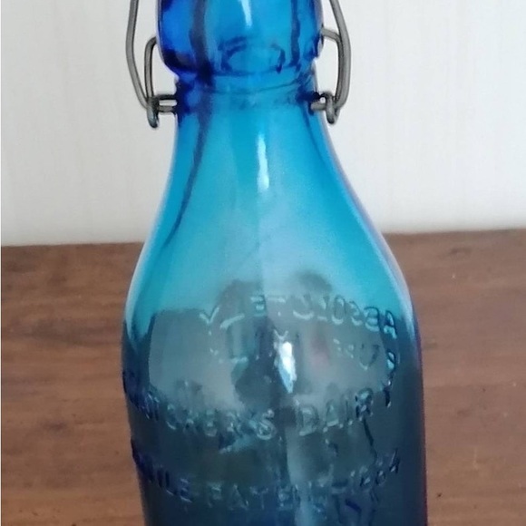 Rare find Bottle of blue english milk 60s - Picture 3 of 5